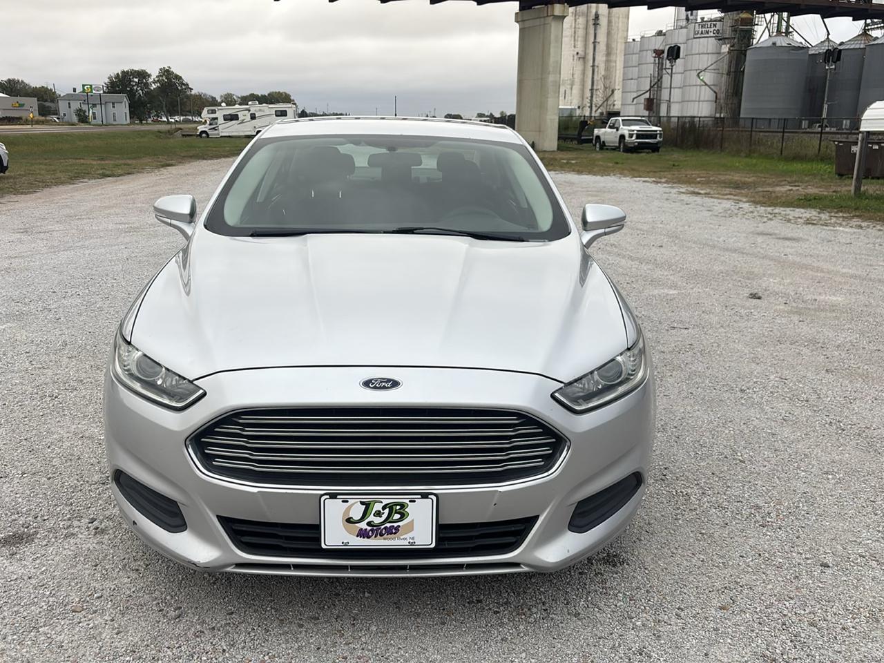 Ford Fusion 4dr Sdn SE FWD 2013