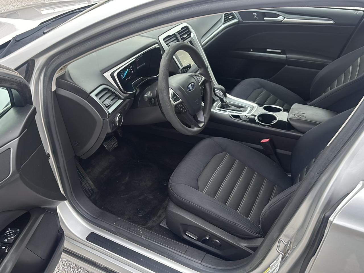 Ford Fusion 4dr Sdn SE FWD 2013