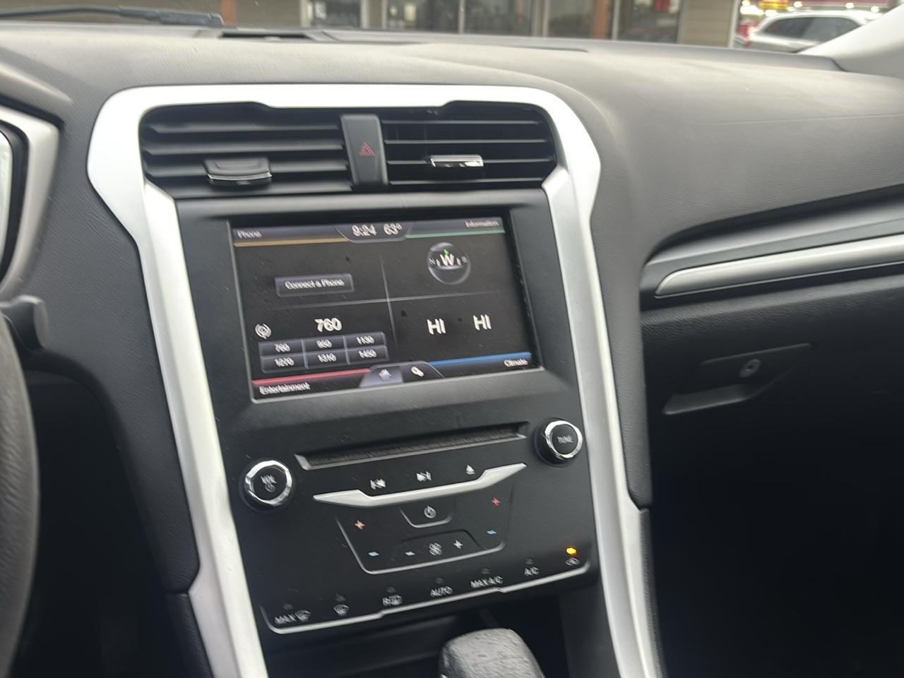 Ford Fusion 4dr Sdn SE FWD 2013