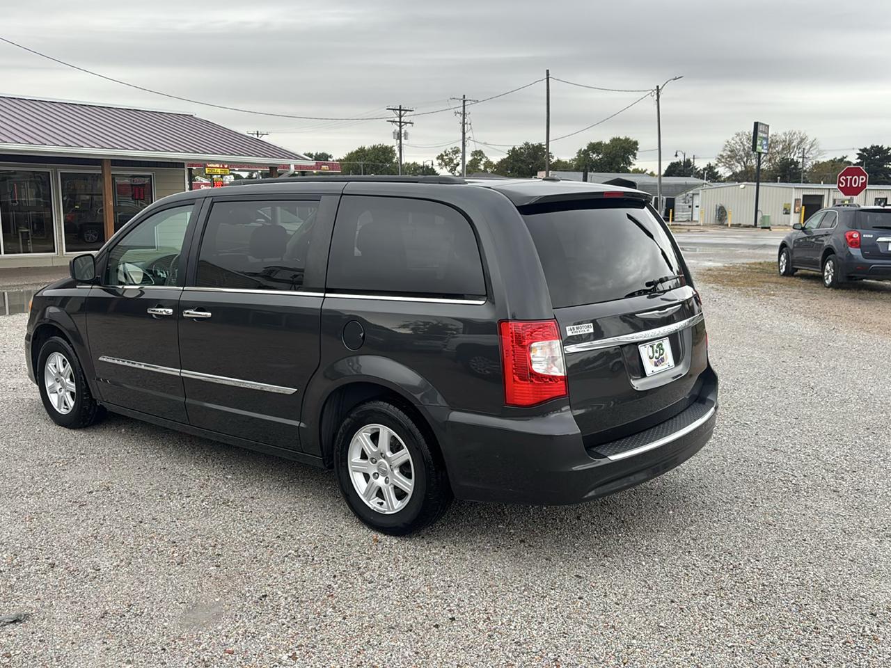 Chrysler Town & Country 4dr Wgn Touring 2011