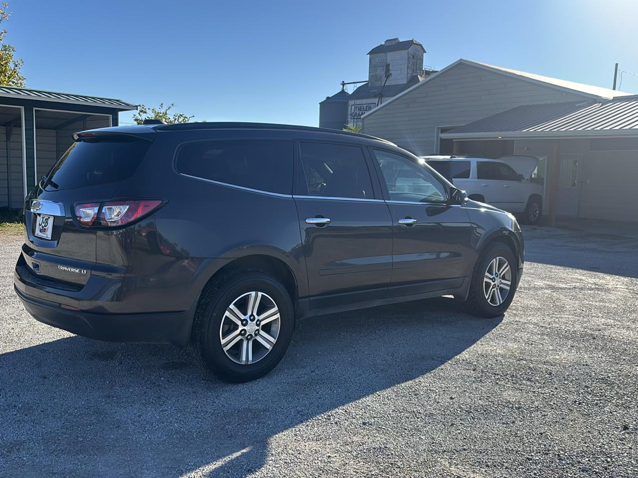 Chevrolet Traverse FWD 4dr LT w/2LT 2016