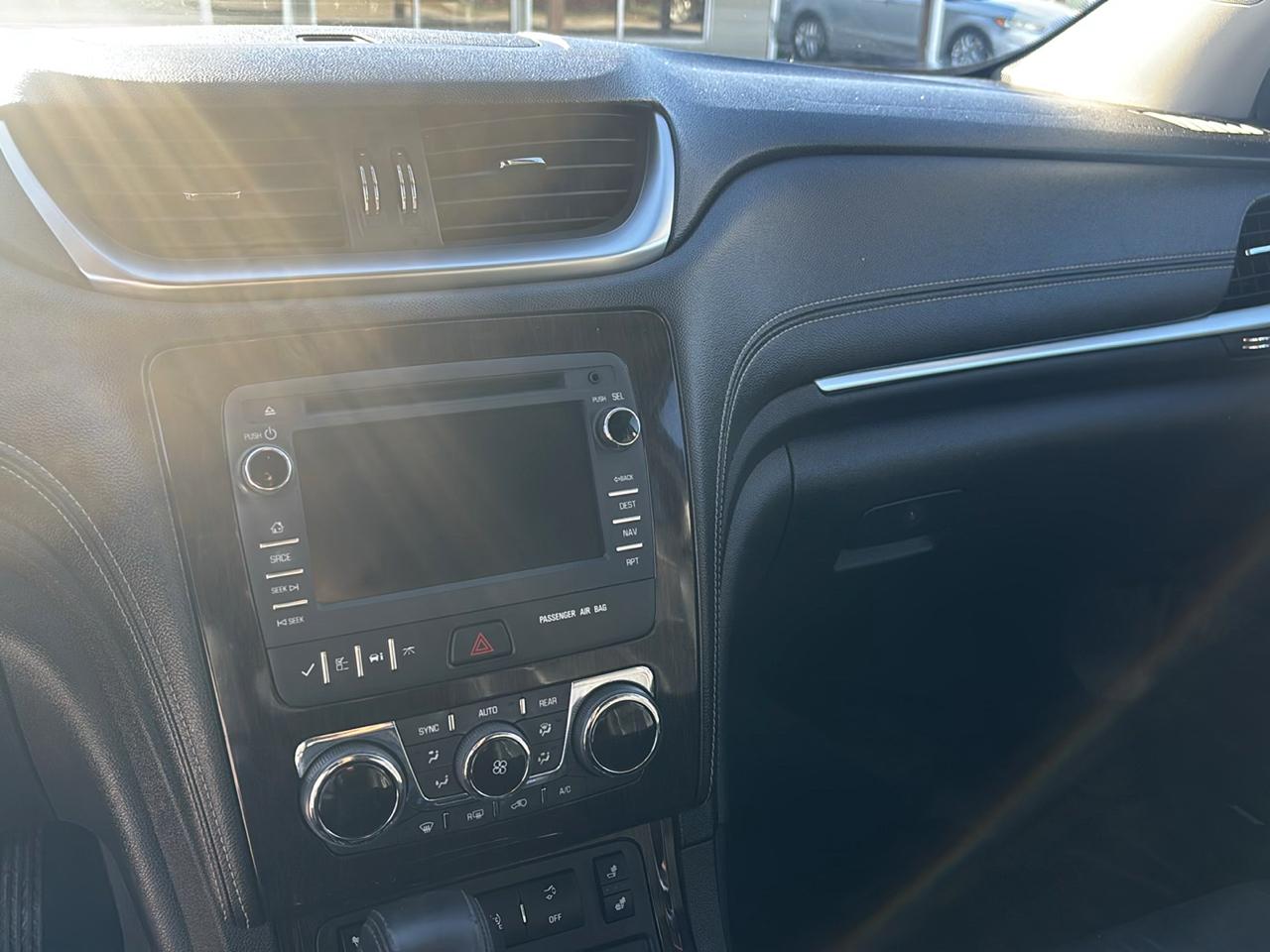 Chevrolet Traverse FWD 4dr LT w/2LT 2016