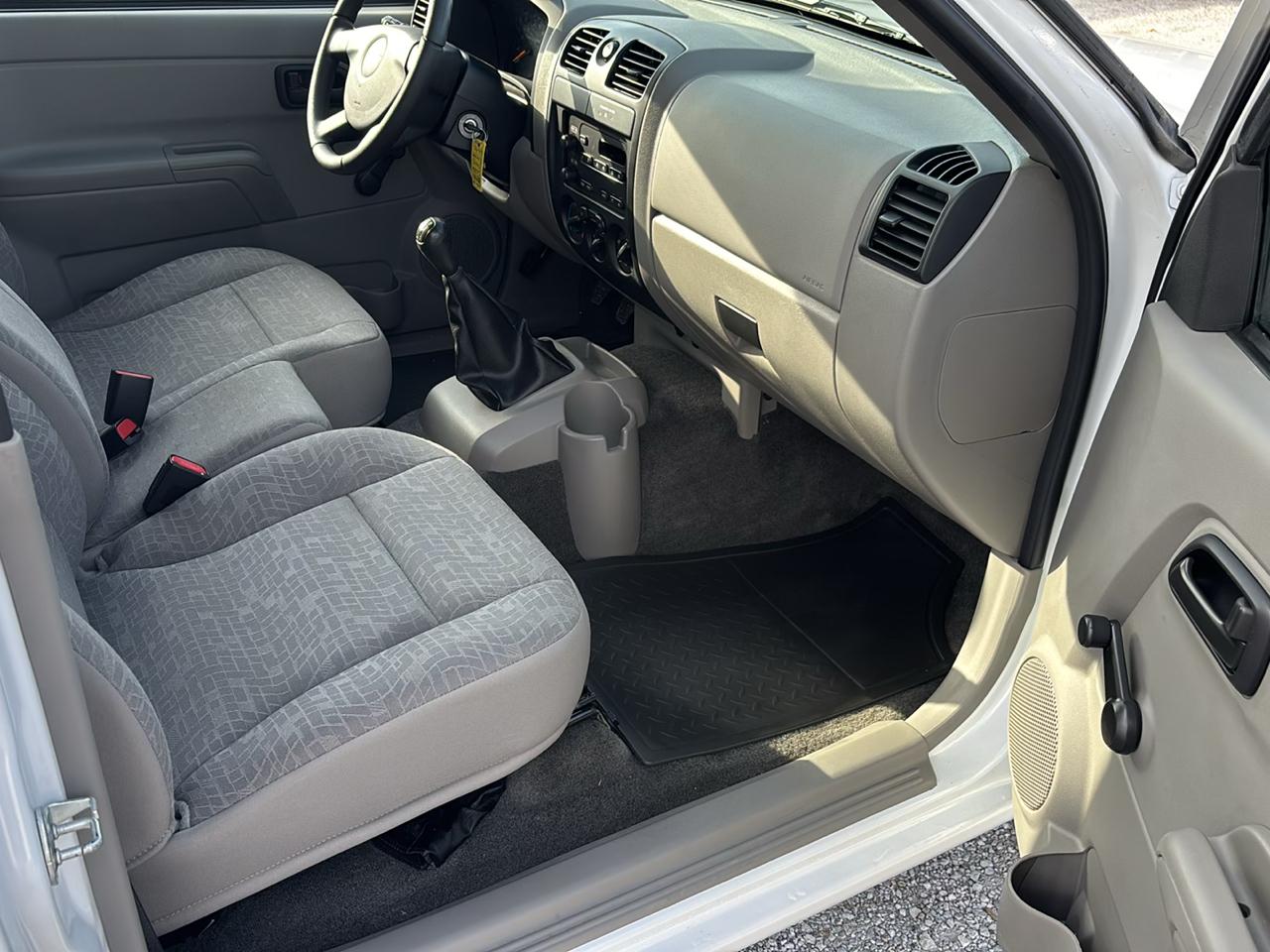 Chevrolet Colorado Reg Cab 111.2" WB 2WD LS 2006