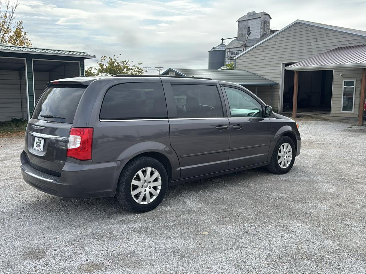 Chrysler Town & Country 4dr Wgn LX 2016
