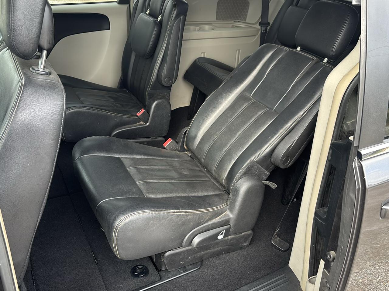 Chrysler Town & Country 4dr Wgn LX 2016