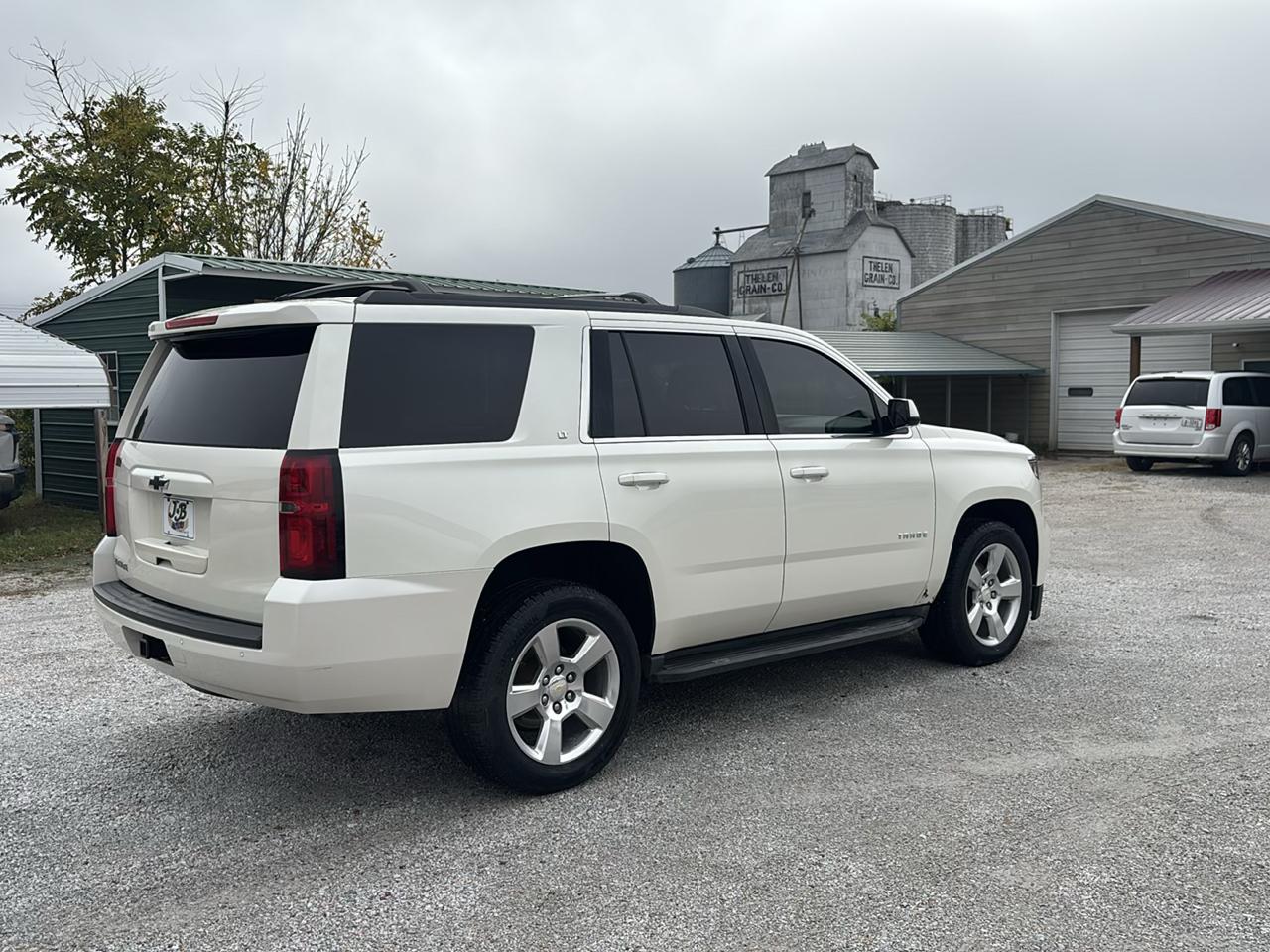 Chevrolet Tahoe 4WD 4dr LT 2015