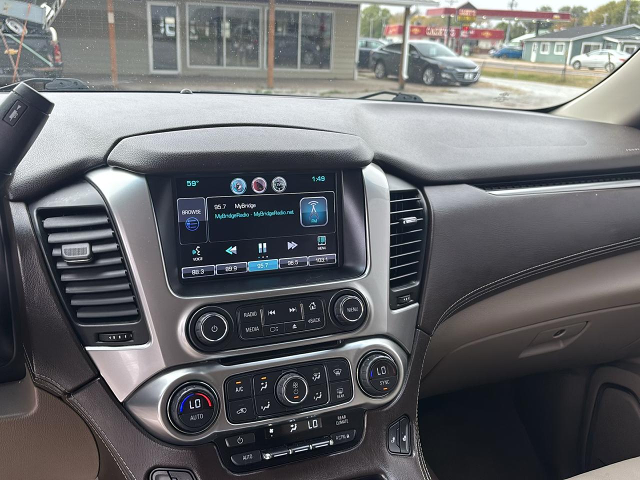 Chevrolet Tahoe 4WD 4dr LT 2015