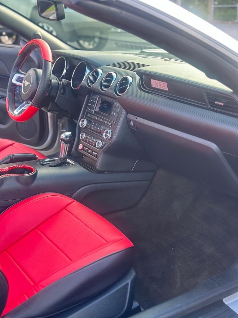 2016 Ford Mustang V6 - Photo 19