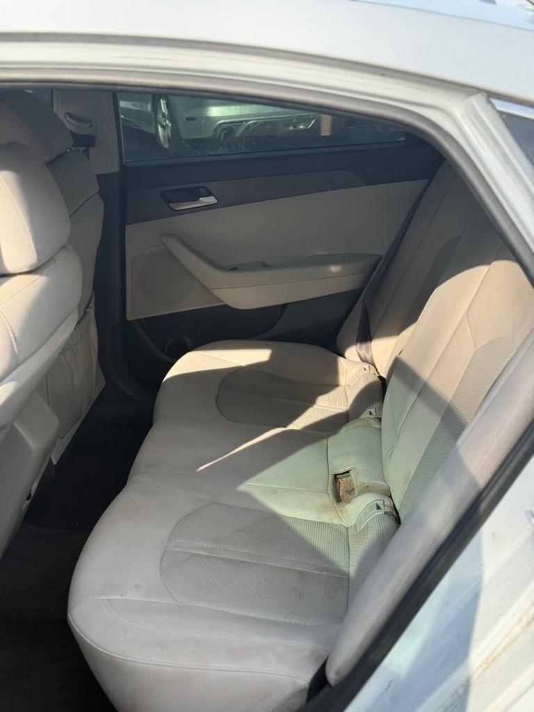 Hyundai Sonata SE 2.4L 2018