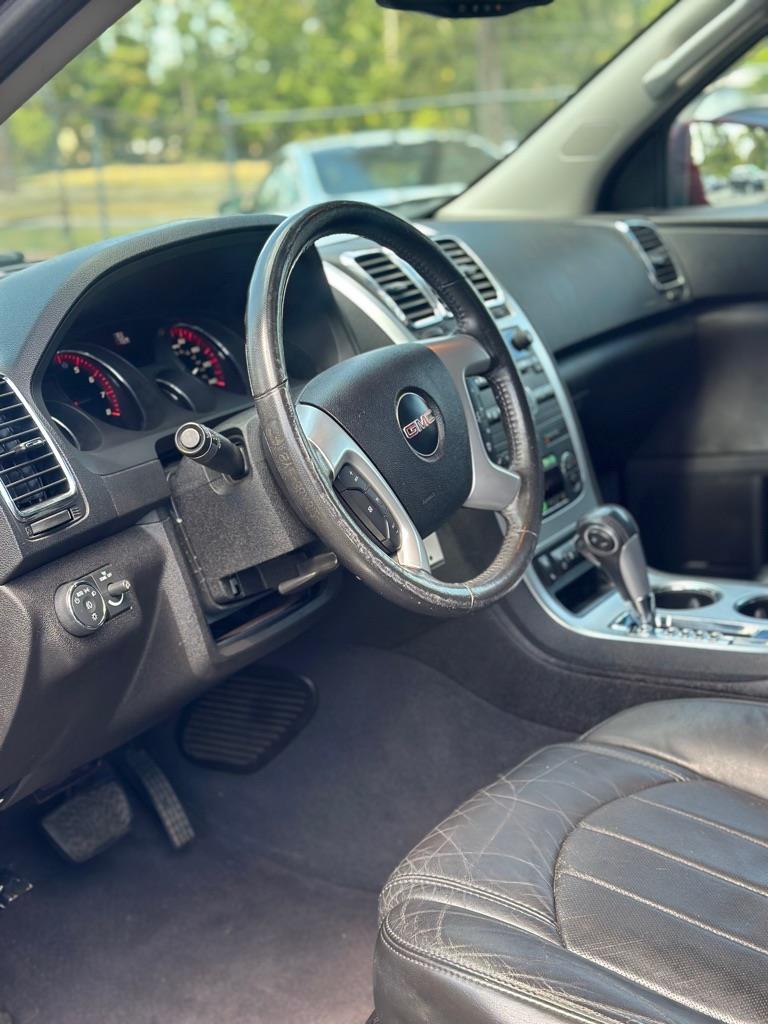 GMC Acadia SLT-2 FWD 2010