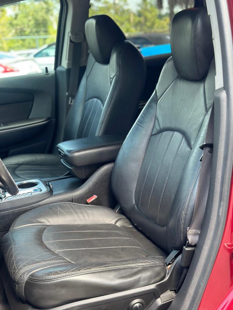 GMC Acadia SLT-2 FWD 2010