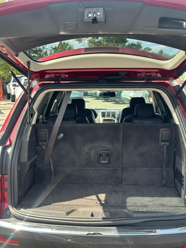 GMC Acadia SLT-2 FWD 2010