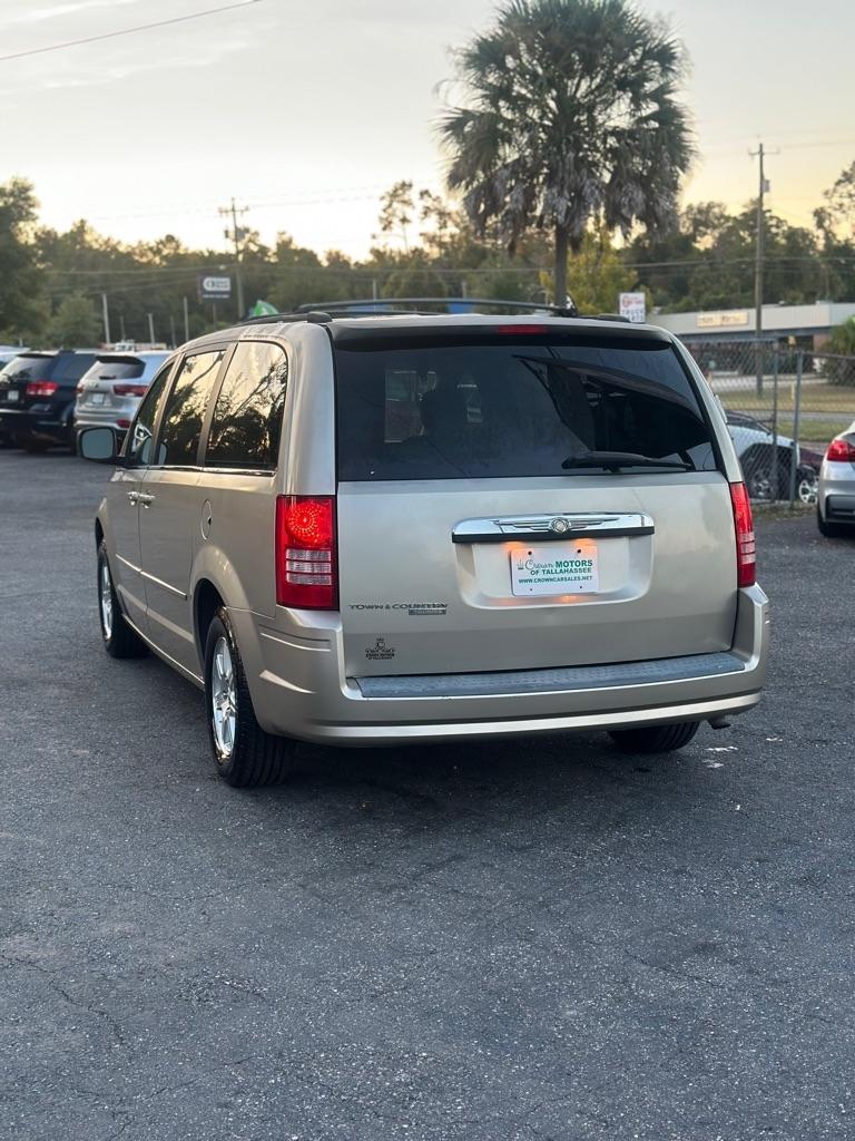 Chrysler Town & Country 4dr Wgn Touring 2008