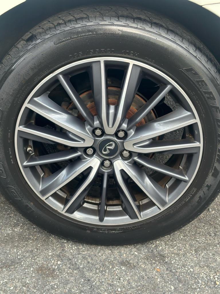 Infiniti QX60 Base FWD 2017