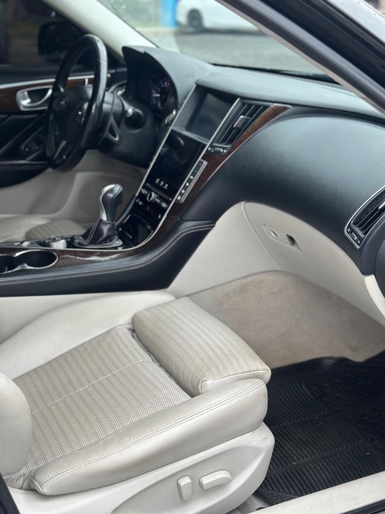 Infiniti Q50 Base AWD 2014
