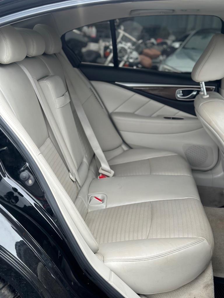 Infiniti Q50 Base AWD 2014