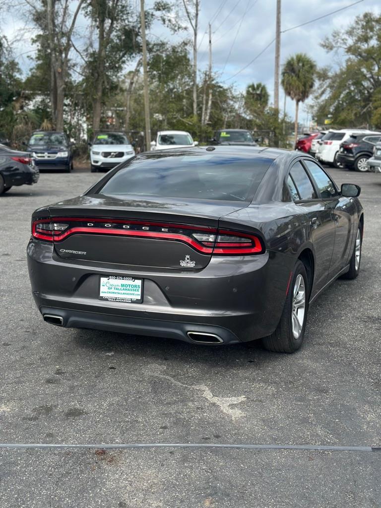 Dodge Charger SE 2015