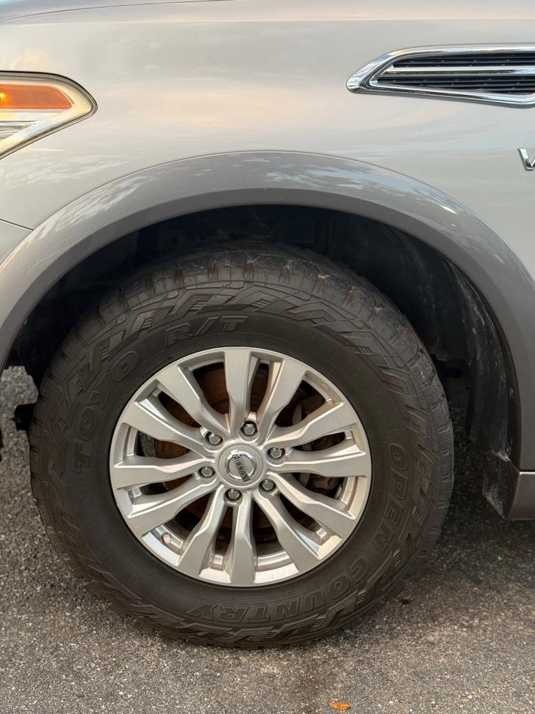 Nissan Armada 4x2 SV 2017