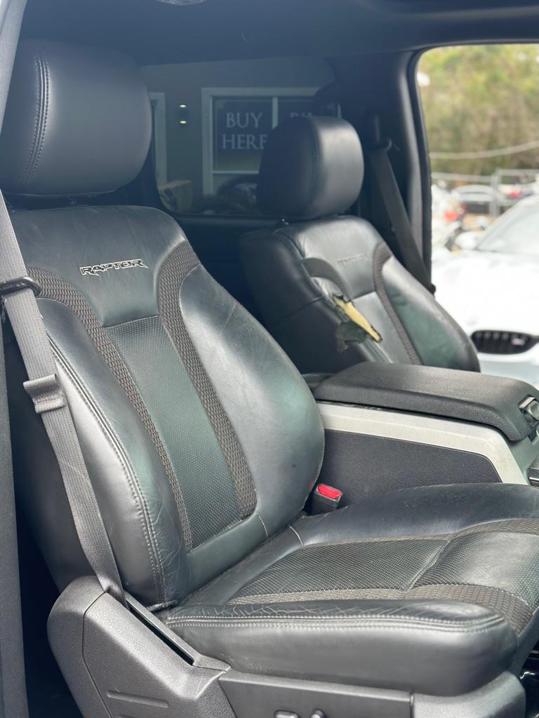 Ford F-150 SVT Raptor SuperCrew 5.5-ft. Bed 4WD 2013