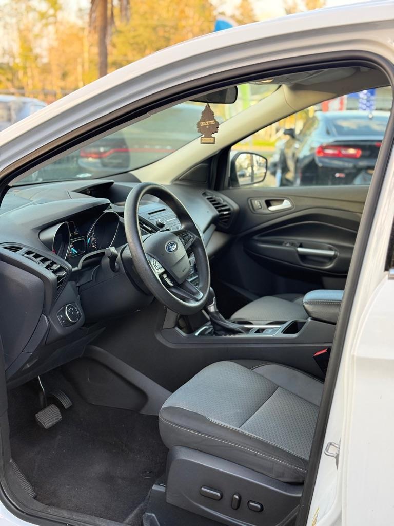 Ford Escape SE FWD 2017