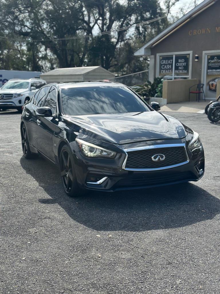 Infiniti Q50 3.0t LUXE AWD 2018