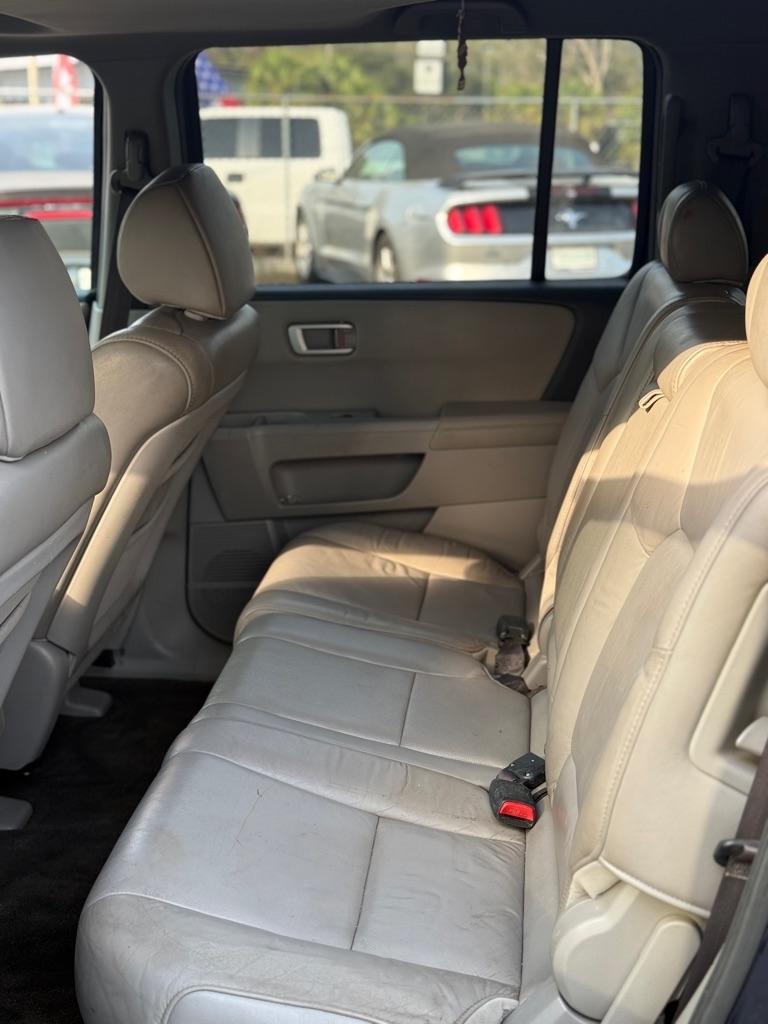 Honda Pilot 2WD 4dr EX-L 2011