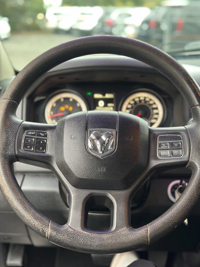 RAM 1500 Tradesman/Express Crew Cab SWB 2WD 2014