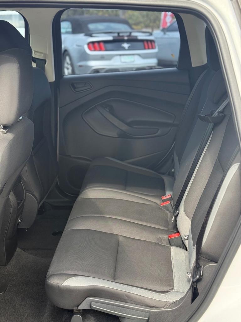 Ford Escape FWD 4dr S 2014