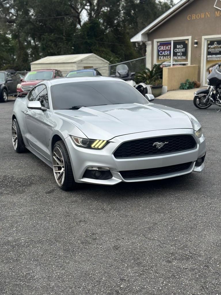 Ford Mustang EcoBoost Fastback 2017