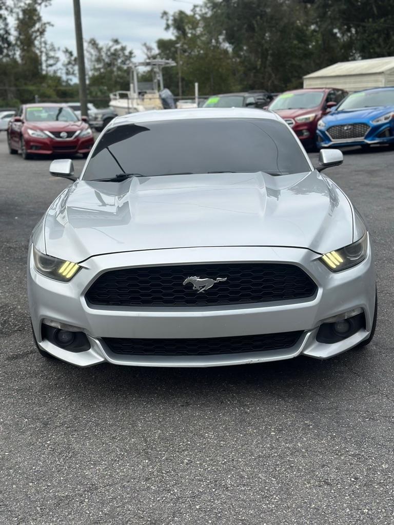 Ford Mustang EcoBoost Fastback 2017