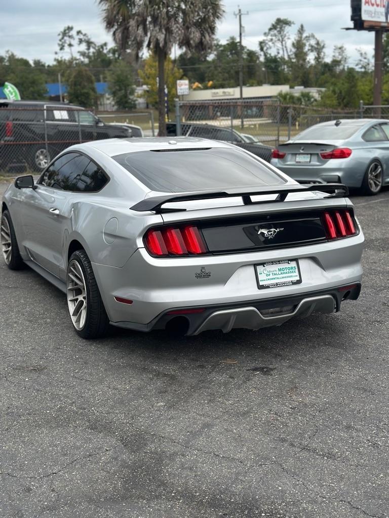 Ford Mustang EcoBoost Fastback 2017