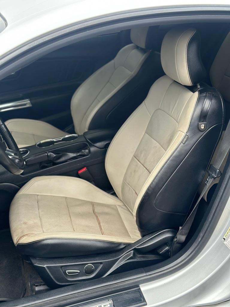 Ford Mustang EcoBoost Fastback 2017