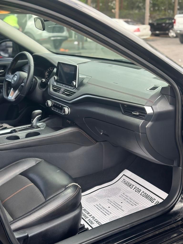 Nissan Altima 2.5 SR Sedan 2019