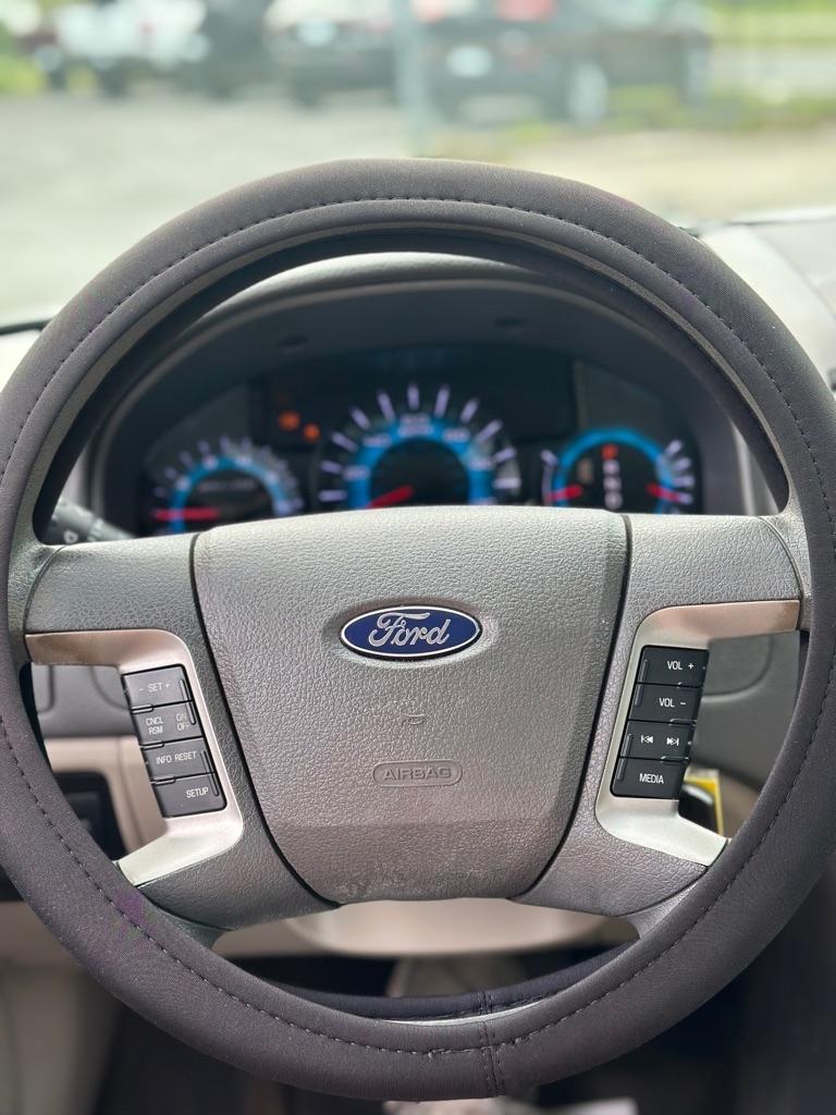 Ford Fusion 4dr Sdn SE FWD 2010
