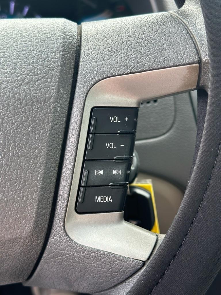 Ford Fusion 4dr Sdn SE FWD 2010