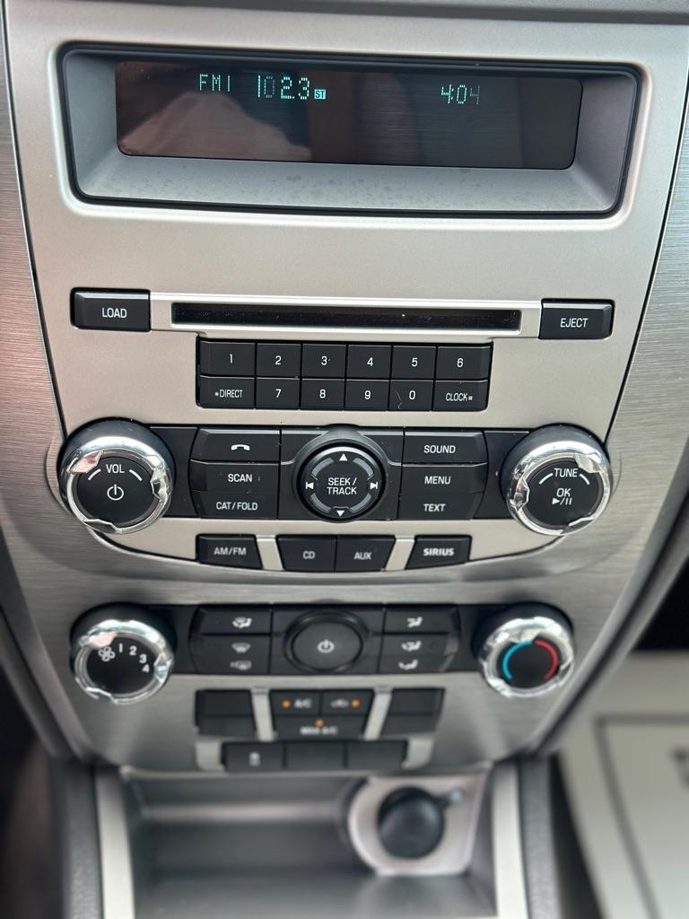 Ford Fusion 4dr Sdn SE FWD 2010