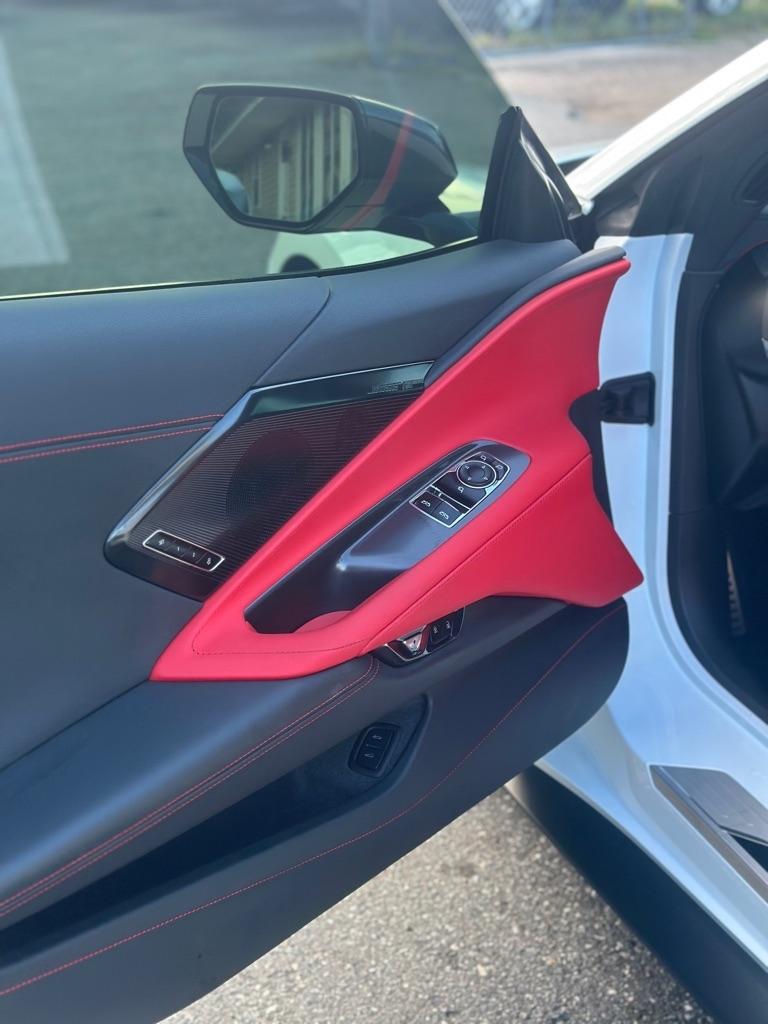 Chevrolet Corvette 2dr Stingray Cpe w/2LT 2024