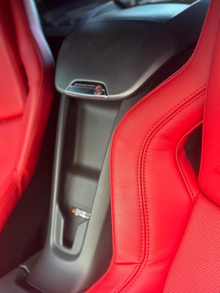 Chevrolet Corvette 2dr Stingray Cpe w/2LT 2024