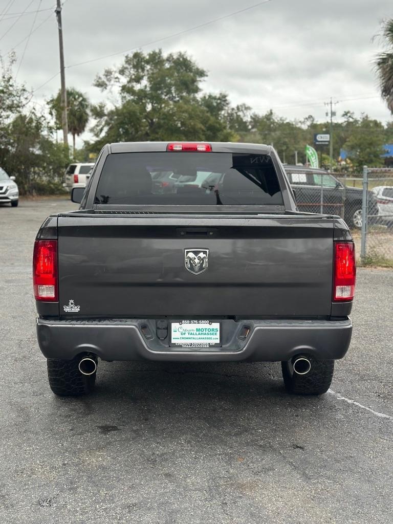RAM 1500 2WD Crew Cab 140.5" Express 2014