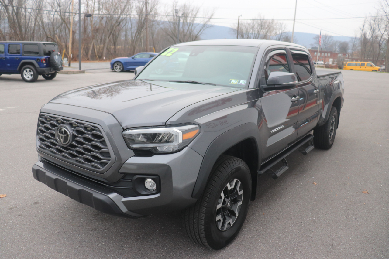 Toyota Tacoma 4WD TRD Off Road Double Cab 6' Bed V6 AT (Natl) 2022