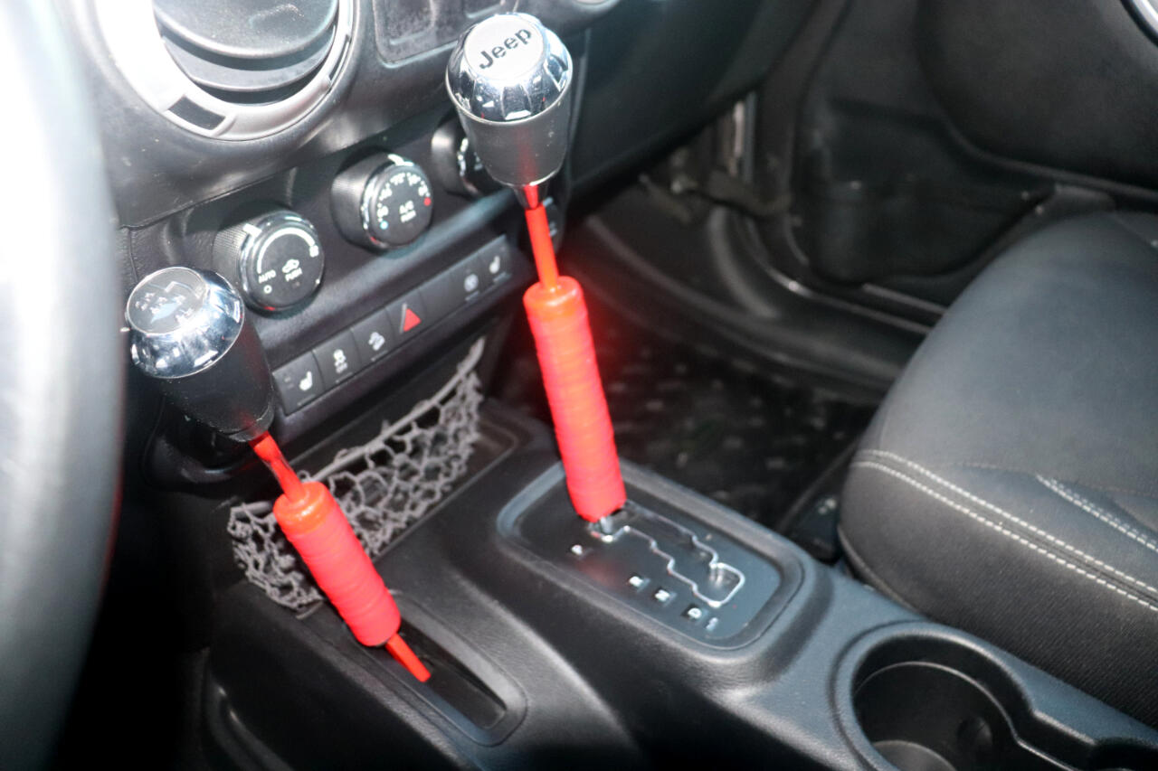 Jeep Wrangler 4WD 2dr Sahara 2016