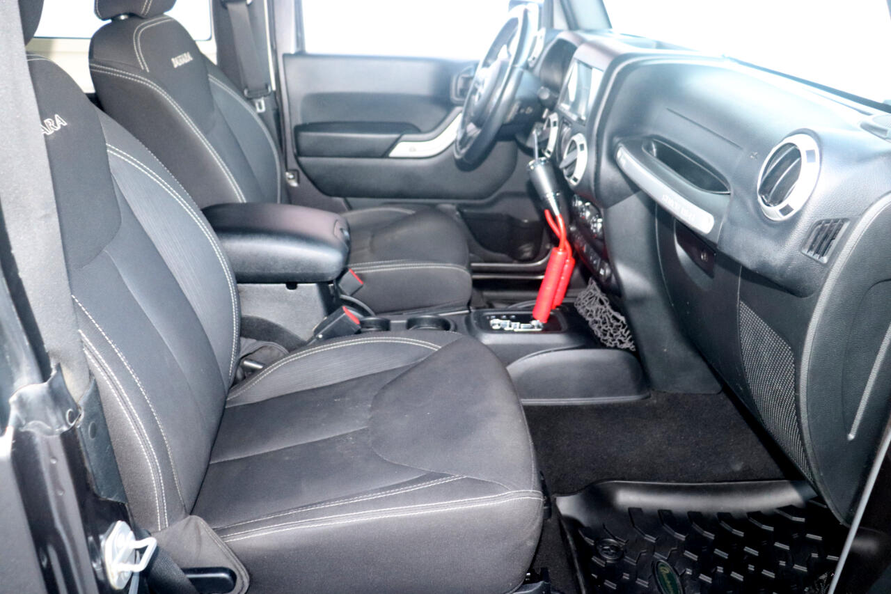 Jeep Wrangler 4WD 2dr Sahara 2016