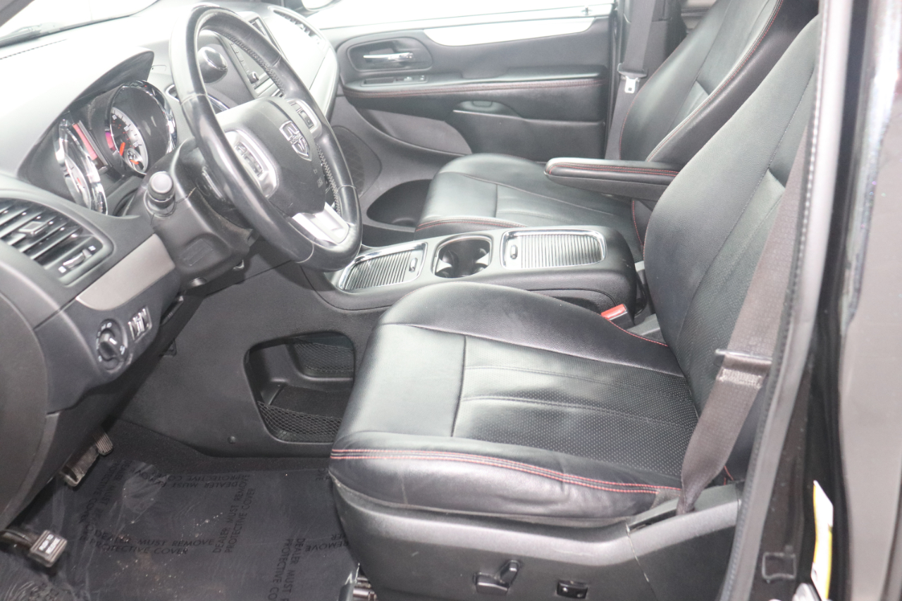 Dodge Grand Caravan GT Wagon Fleet 2017