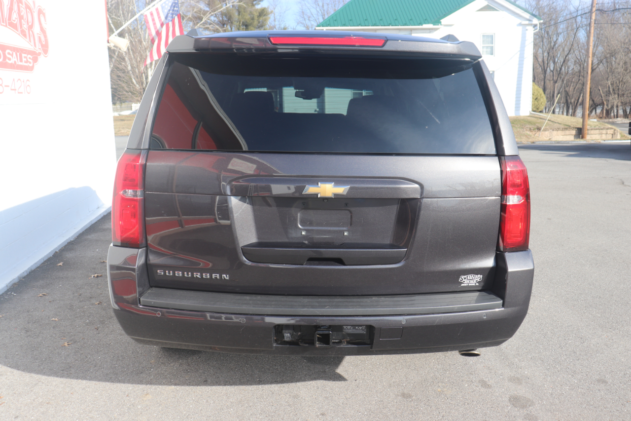 Chevrolet Suburban 4WD 4dr 1500 LT 2018