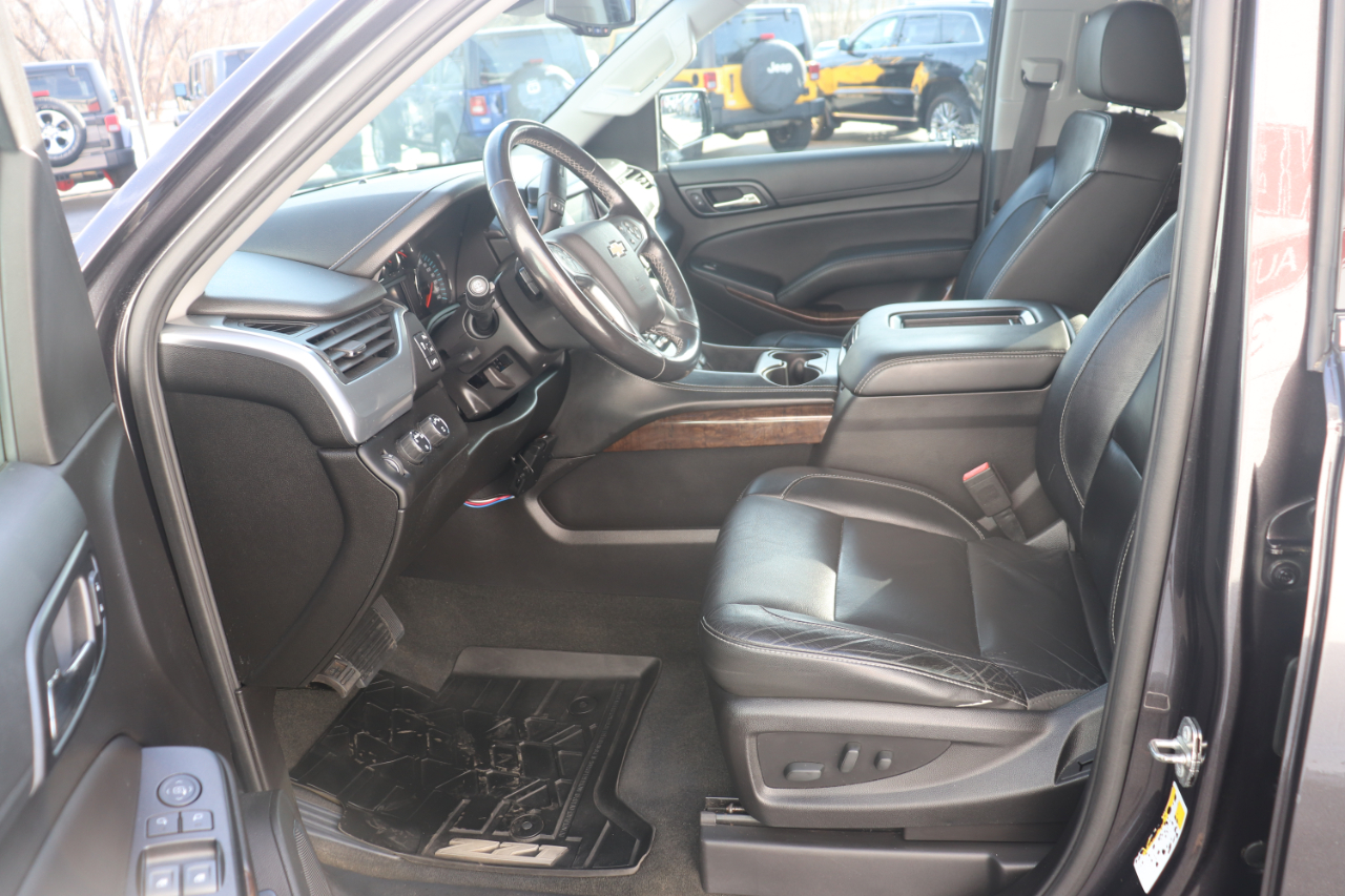 Chevrolet Suburban 4WD 4dr 1500 LT 2018