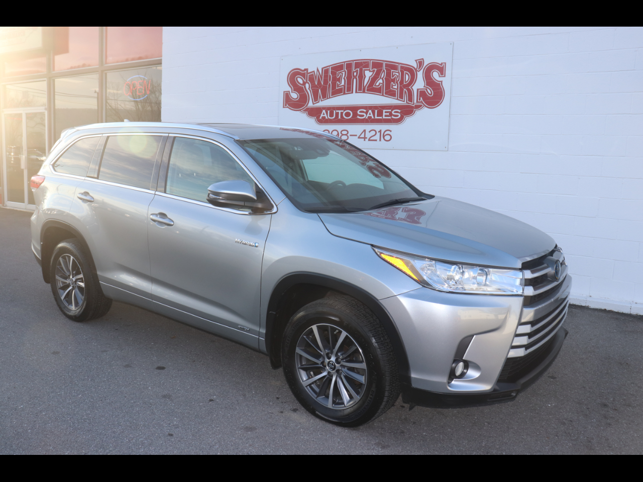 Toyota Highlander Hybrid XLE V6 AWD (Natl) 2018