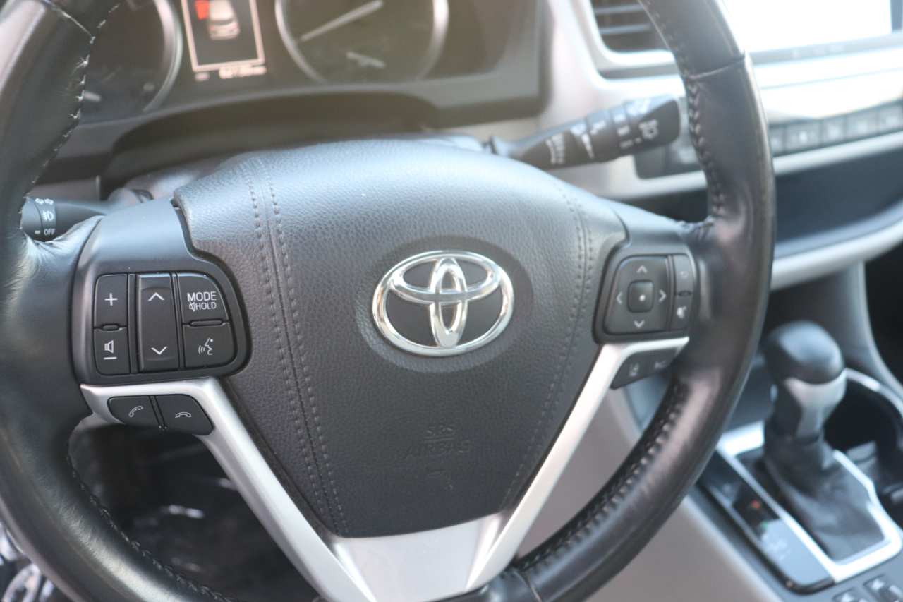 Toyota Highlander Hybrid XLE V6 AWD (Natl) 2018