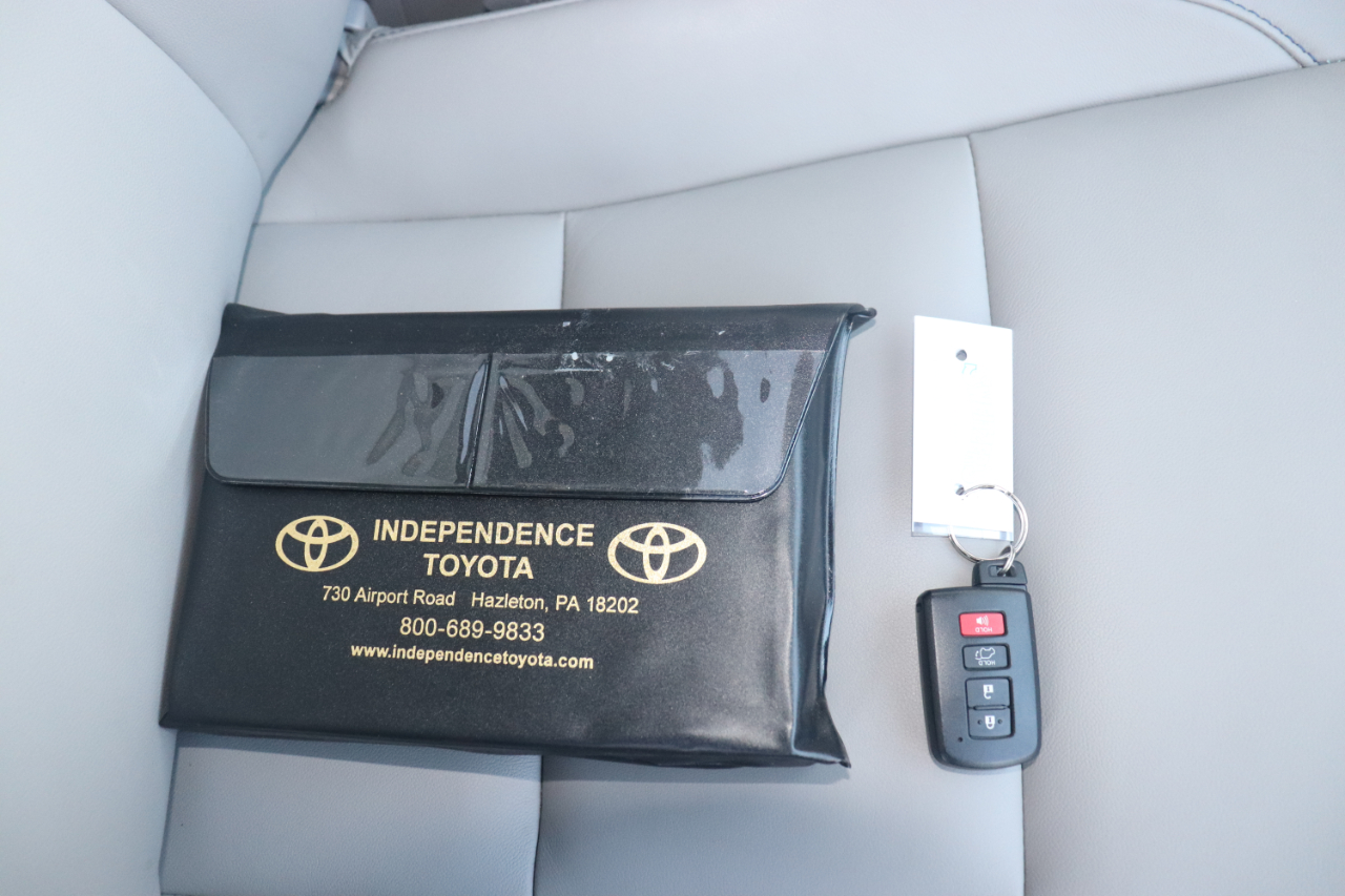 Toyota Highlander Hybrid XLE V6 AWD (Natl) 2018