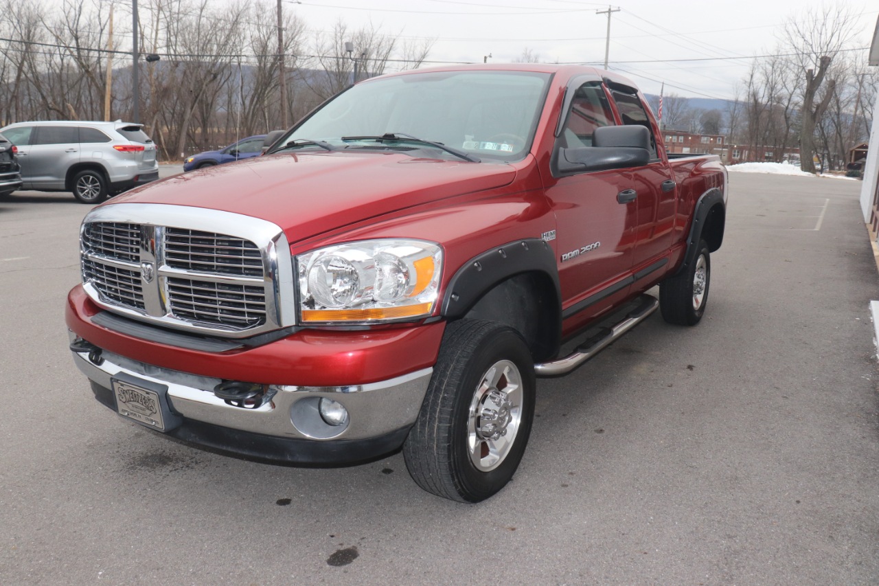 Dodge Ram 2500 4dr Quad Cab 140.5 4WD SLT 2006