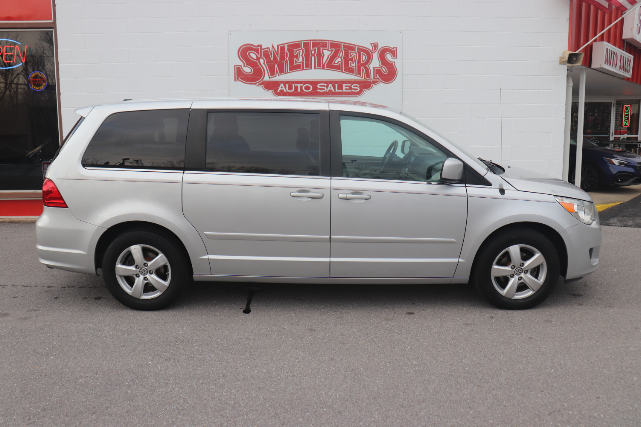 Volkswagen Routan 4dr Wgn SE 2010